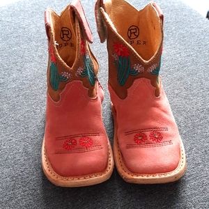 Authentic size 4 cow girl boots